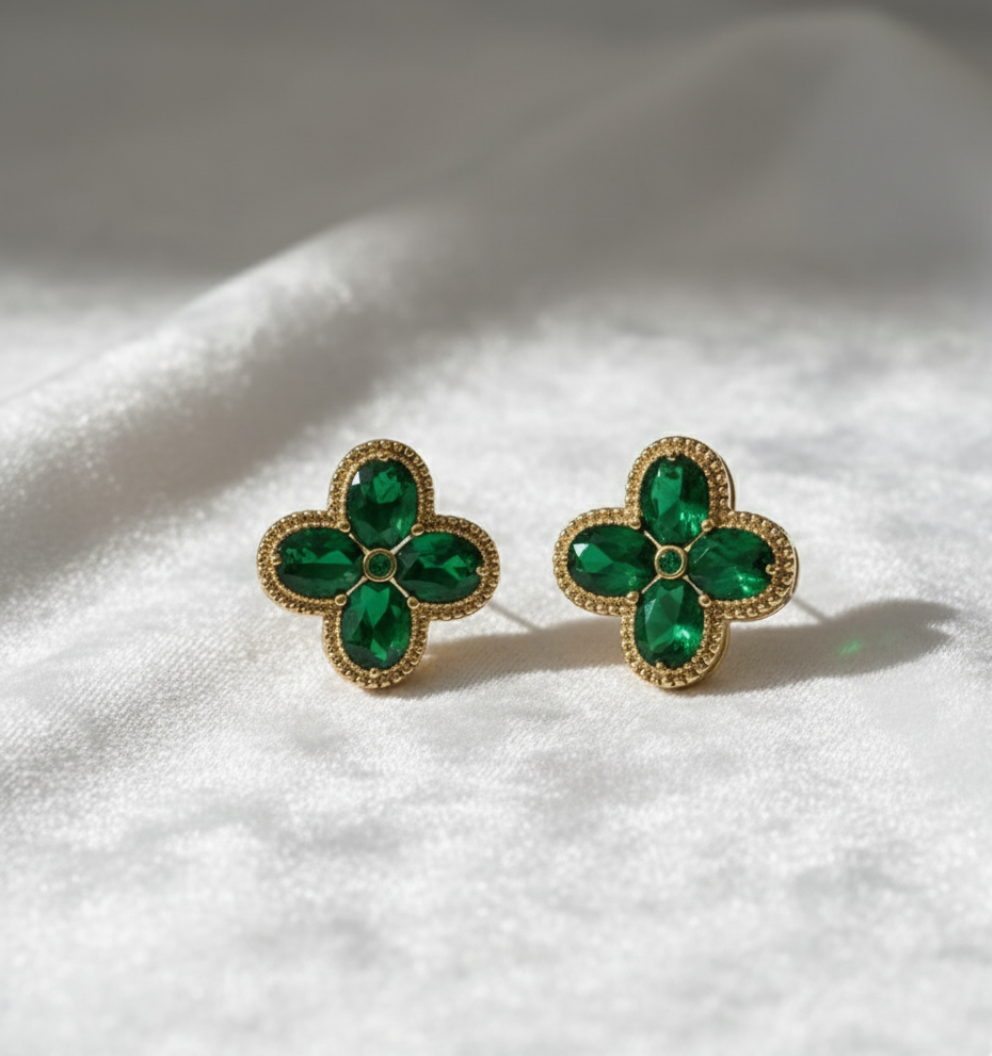 Green Clover Stud Earrings - Stainless Steel Elegant Anti-Tarnish Floral Studs