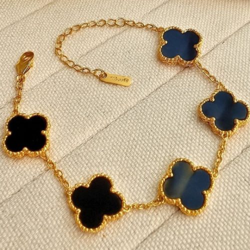 75tg73go_15afddee40ba4cf19fea09da2dea61c3