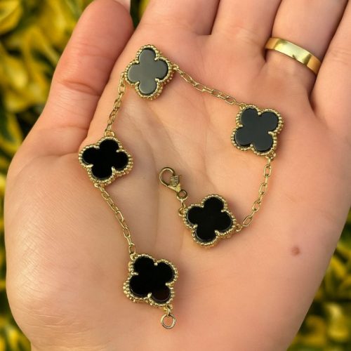 9vF5L5kn_affee6e0a8ef4aa28f40b687e6993747